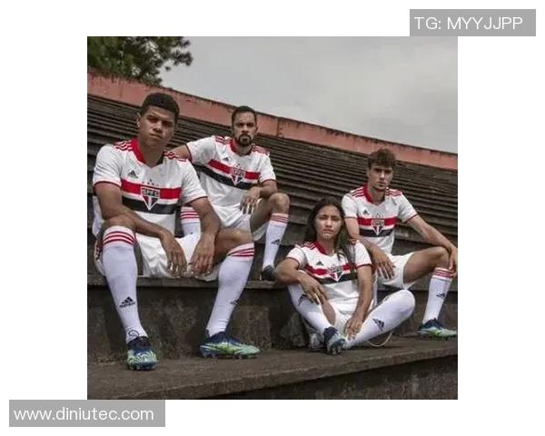 科林蒂安对阵巴国际精彩比分揭晓赛季焦点战役回顾与分析